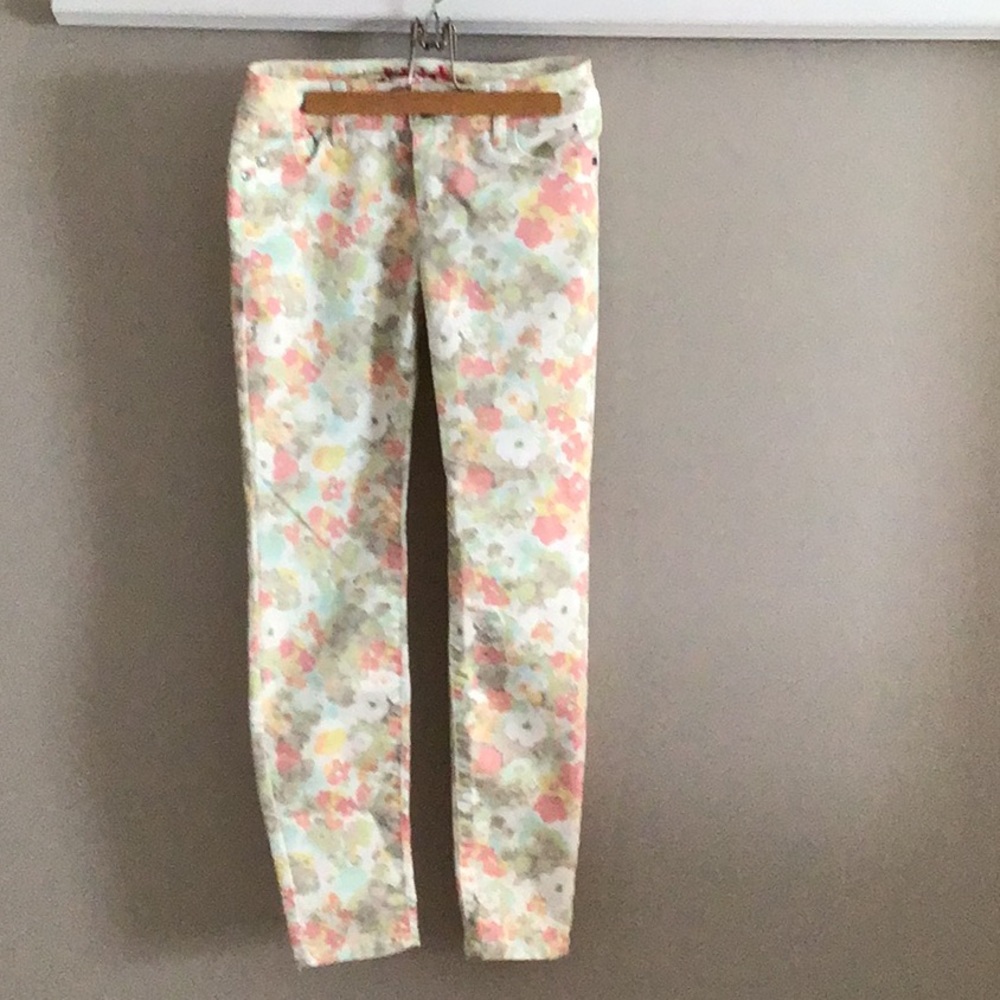 Elle floral jean
